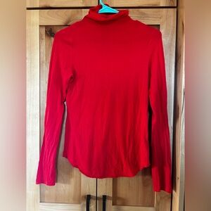 GAP Red lightweight Long Sleeve feather Turtleneck Top extra small XS